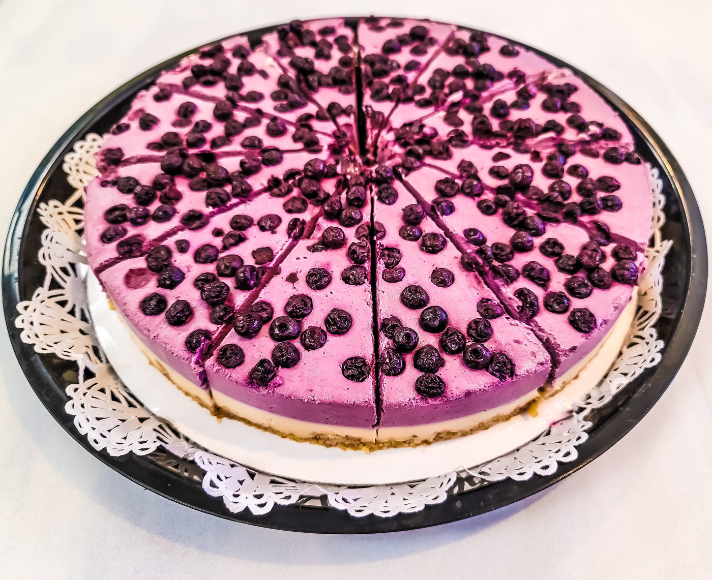 Keto Blueberry Cashew Cheesecake (Raw, Vegan, Paleo, Non-GMO, Low-Carb, Gluten-Free, Grain-Free, Dairy-Free, Diabetic-Friendly)