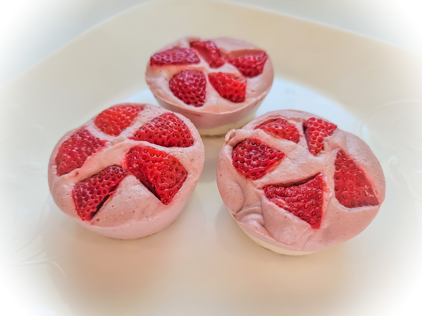 Keto Strawberry Cream Mini Cheesecake